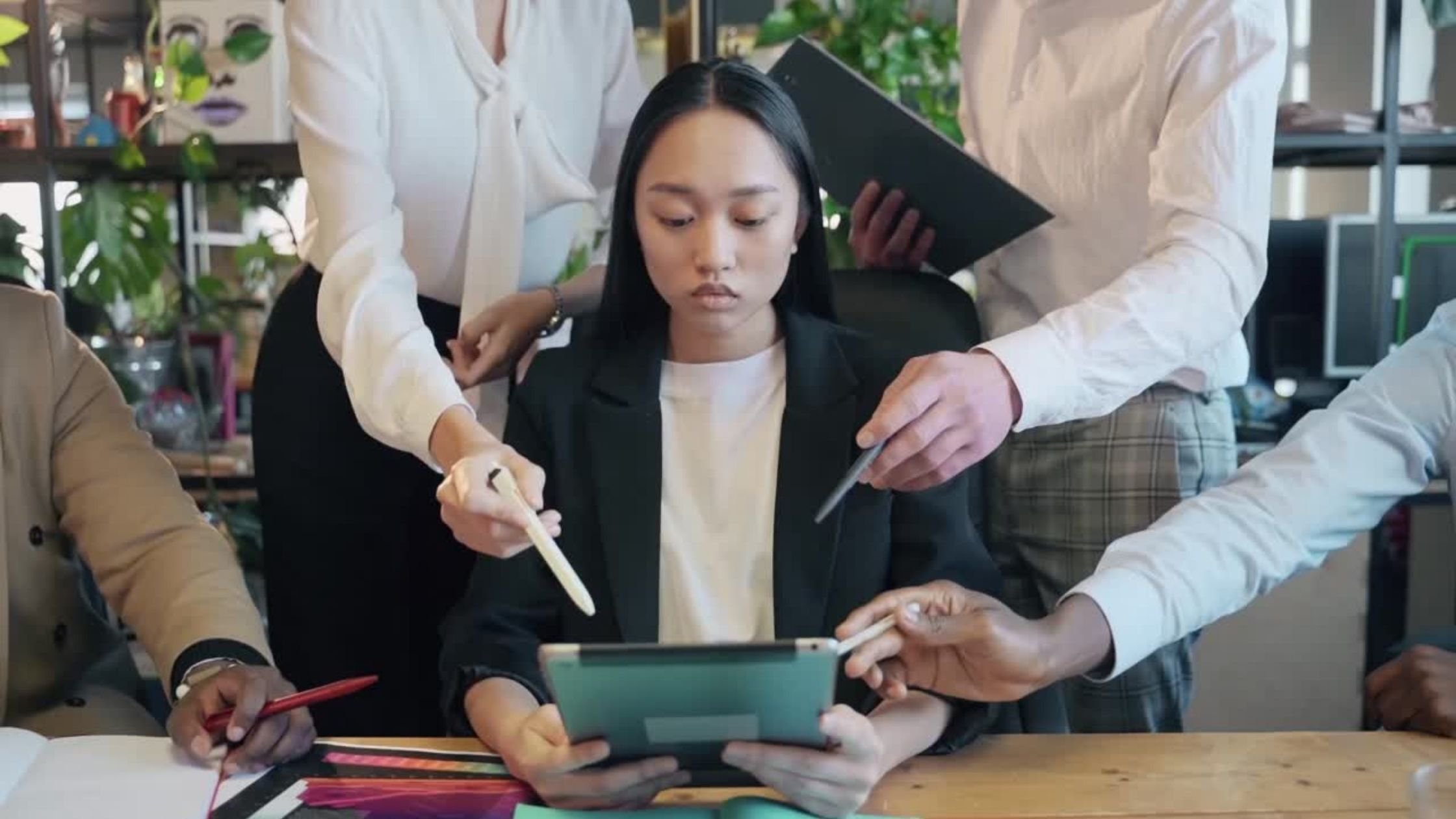 ISO 27001 or SOC, Which one is better for your business.